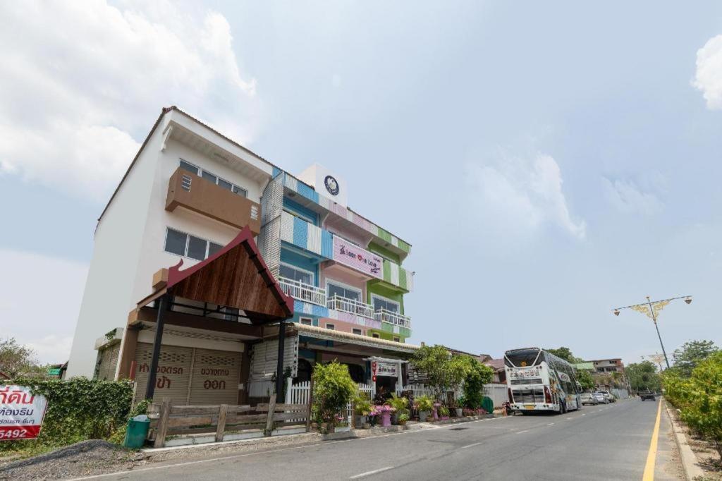 Bann One Love Phra Nakhon Si Ayutthaya Exterior photo